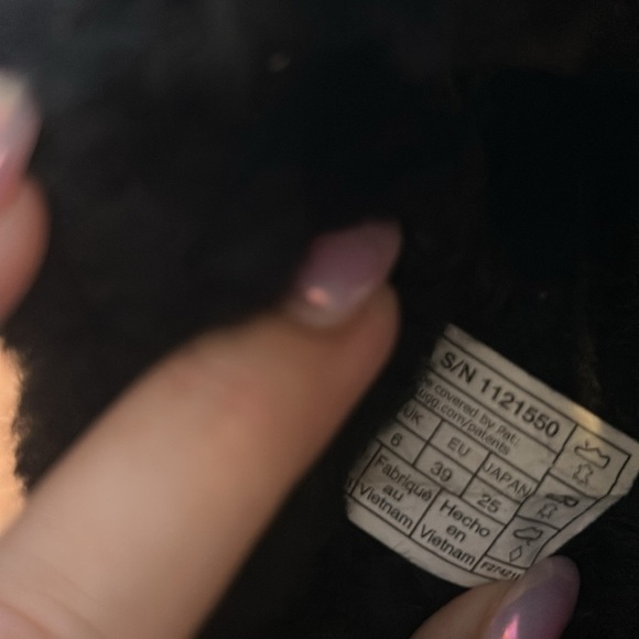 UGG Black Fluffy Platform Sandals 8 - Picture 9 of 11